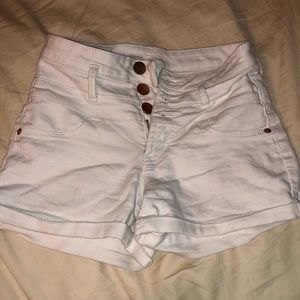 White mid rise shorts